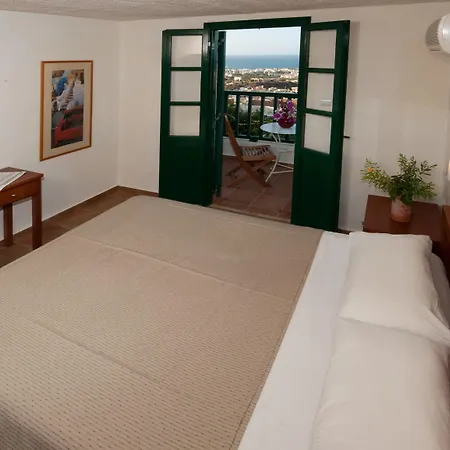 Hotel apartamentowy Kalimera Village 4*