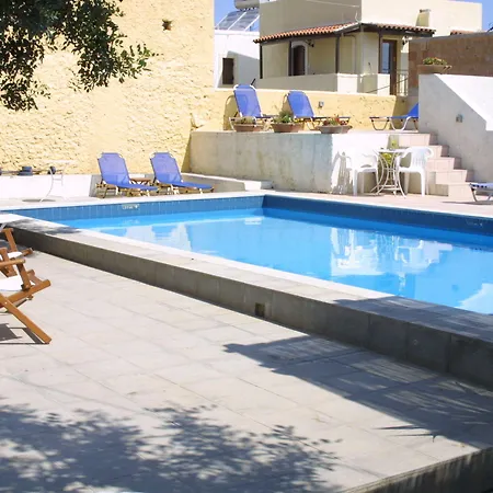 Kalimera Village Hotel apartamentowy 4*