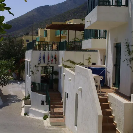 アパートホテル Kalimera Village ヘルソニソス