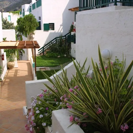 Kalimera Village
