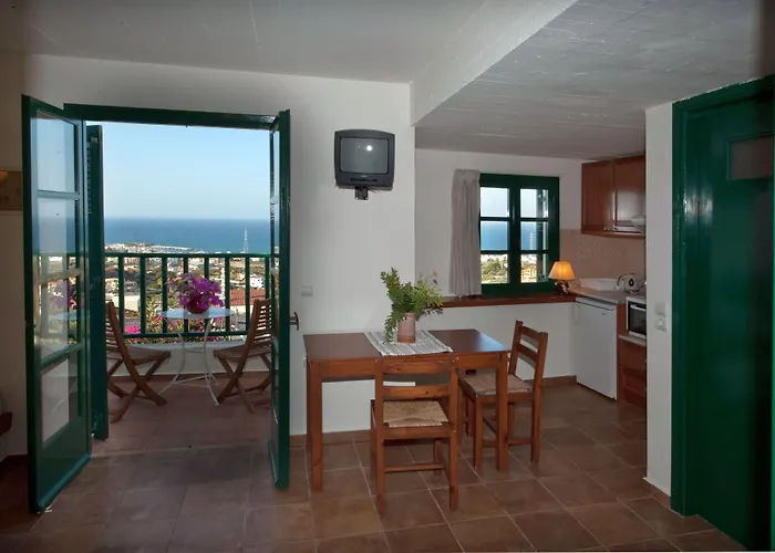 Apartmanhotel Kalimera Village 4*